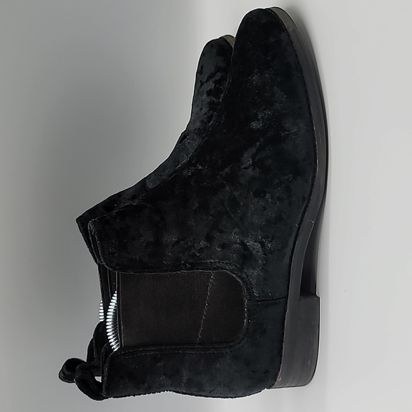 Toms Shoes - TOMS | Velvet Ella Boots womens 8